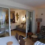 T2 De 34m2 En De Standing A - Piscines - Jardinet - Plein Coeur Du Golfe De St Tropez- Pleine Nature Apartmán Grimaud