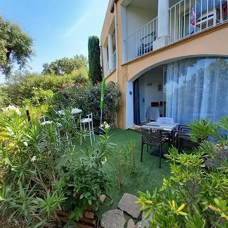 T2 De 34m2 En De Standing A - Piscines - Jardinet - Plein Coeur Du Golfe De St Tropez- Pleine Nature *