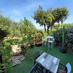 T2 De 34m2 En De Standing A - Piscines - Jardinet - Plein Coeur Du Golfe De St Tropez- Pleine Nature 公寓