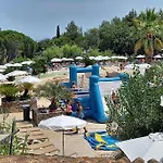 T2 De 34m2 En De Standing A - Piscines - Jardinet - Plein Coeur Du Golfe De St Tropez- Pleine Nature *