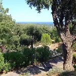 T2 De 34m2 En De Standing A - Piscines - Jardinet - Plein Coeur Du Golfe De St Tropez- Pleine Nature 公寓 *