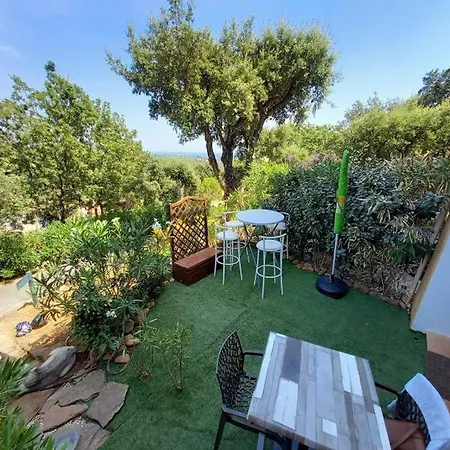 Апартаменты T2 De 34m2 En De Standing A - Piscines - Jardinet - Plein Coeur Du Golfe De St Tropez- Pleine Nature