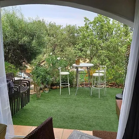 Апартаменты T2 De 34m2 En De Standing A - Piscines - Jardinet - Plein Coeur Du Golfe De St Tropez- Pleine Nature Гримо
